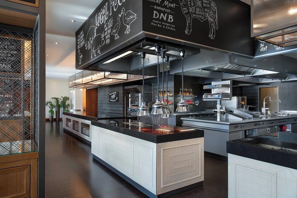 BUDAPEST MARRIOTT HOTEL — 8
