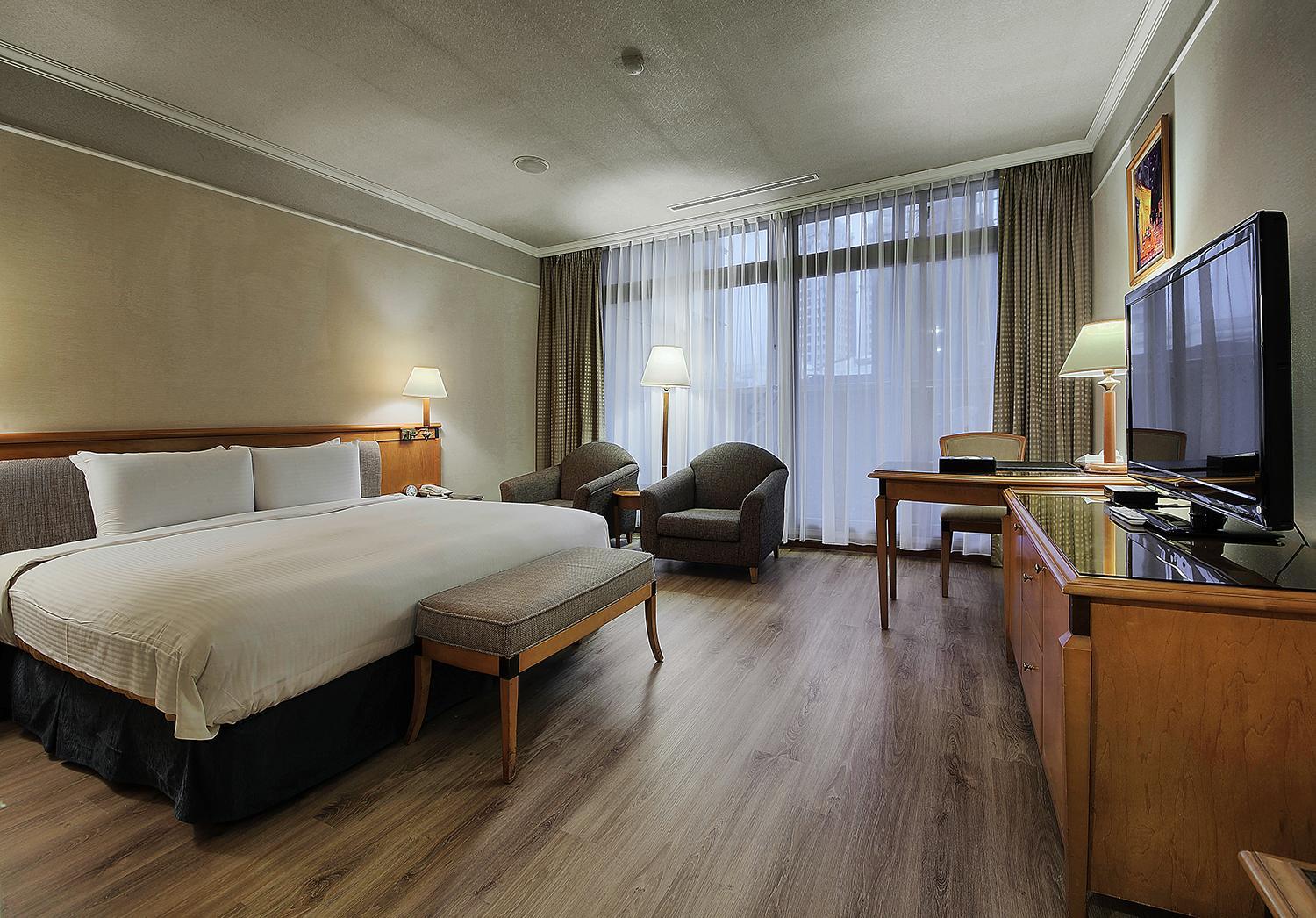 Carlton Hsinchu 878315 — 9
