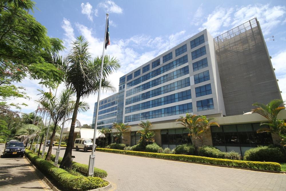 MOUNT MERU HOTEL — 4
