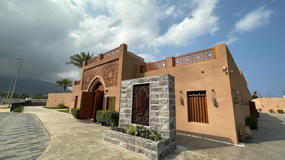 Al Rayaheen Retreat by Sharjah Collection — 4