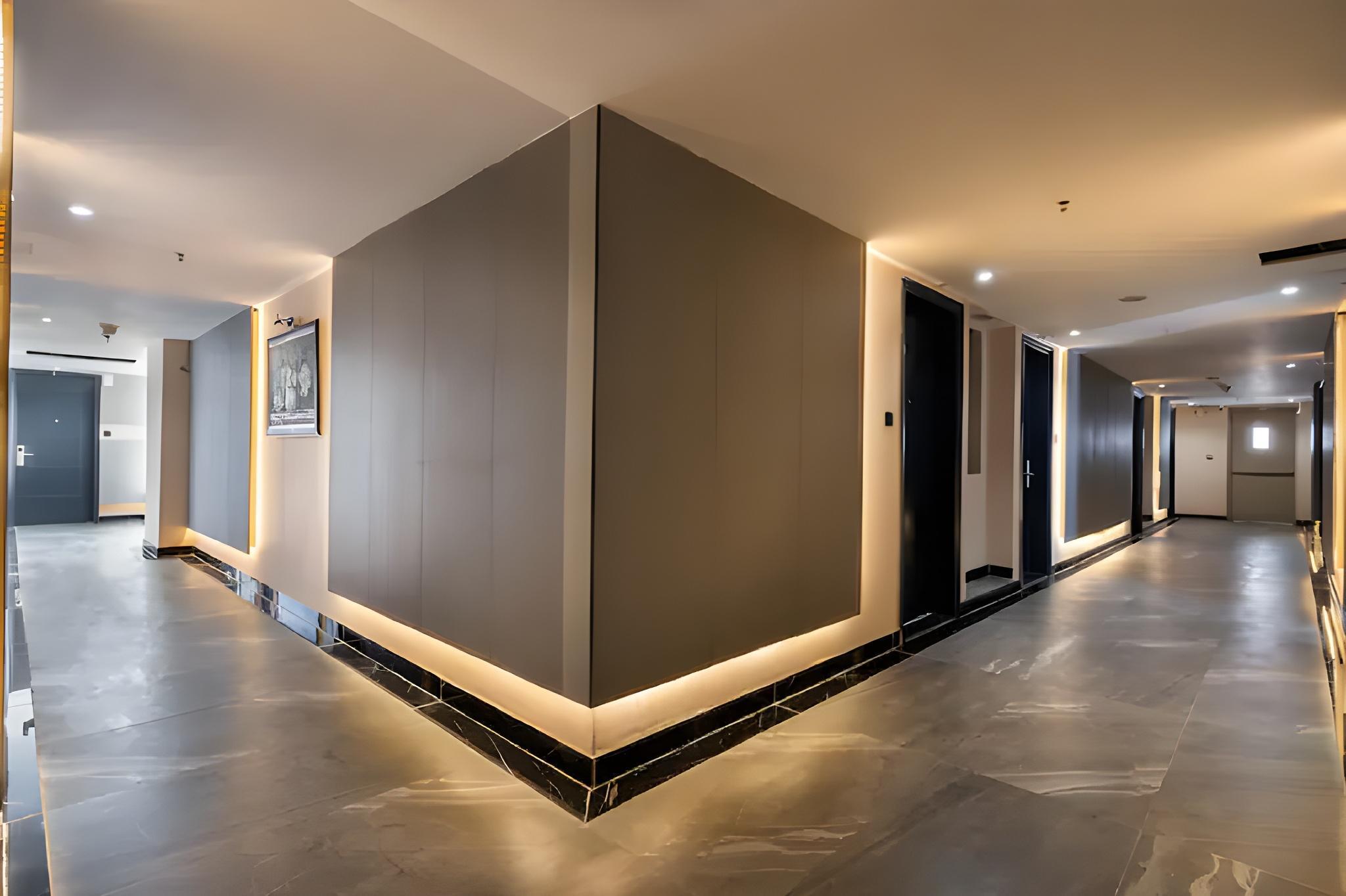Sunland Hotel — 9