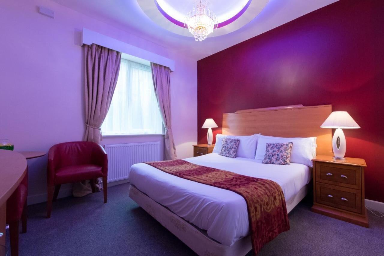 The Pearl Hotel — 9