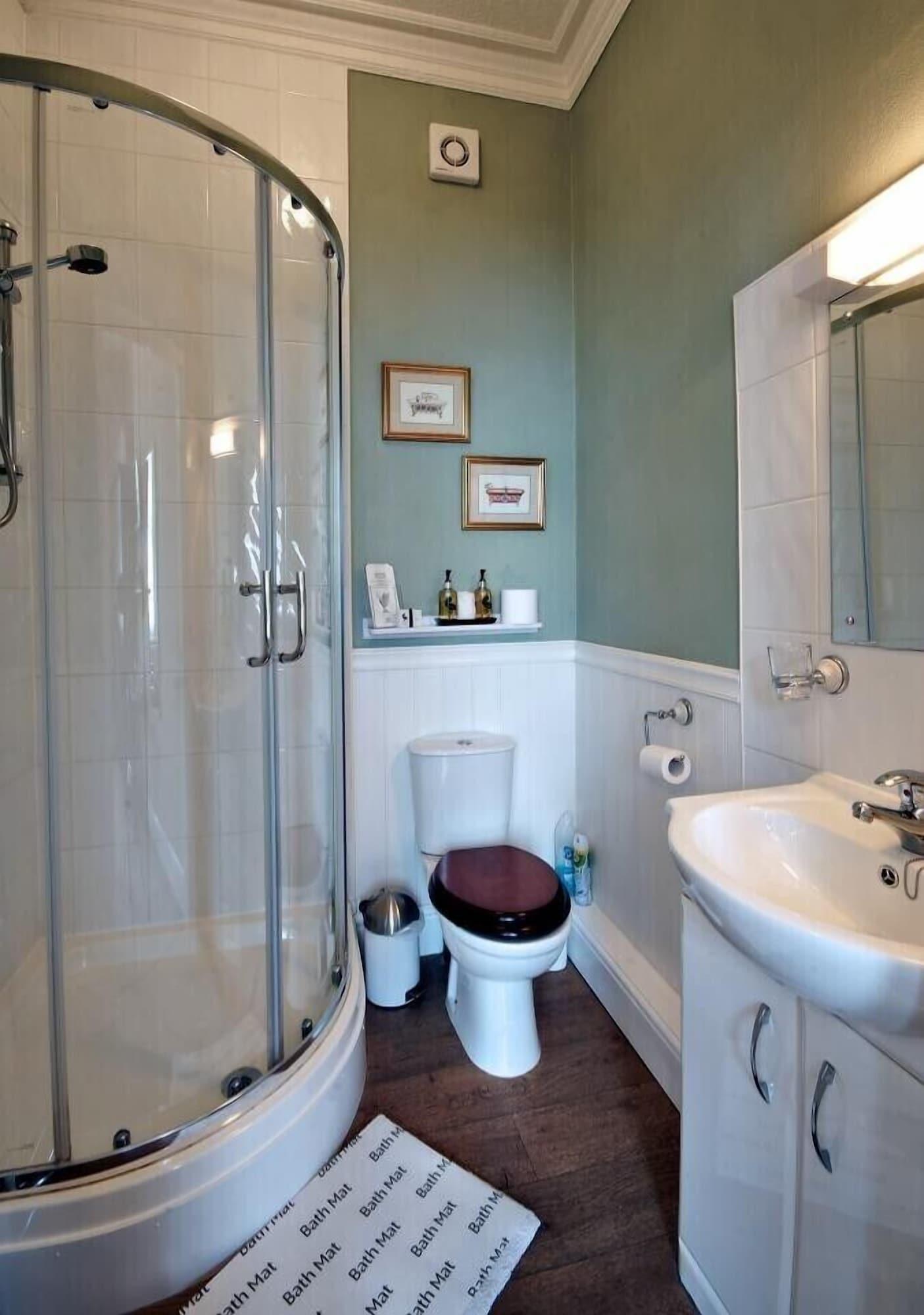 The Farthings Guest House — 6