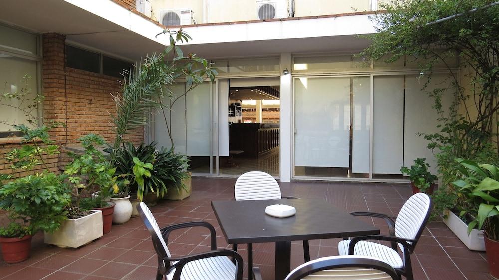 HOTEL ALHAMBRA — 3