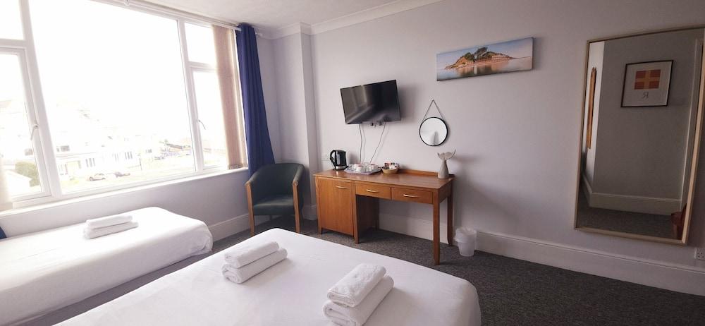 Gracellie Hotel — 6