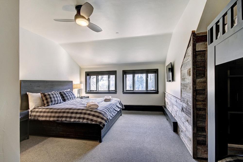 Bachelor Gulch Snow Cloud Lodge — 9