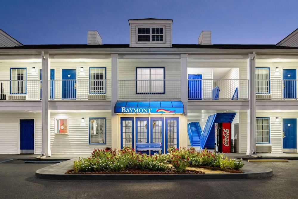 Baymont By Wyndham Albany At Albany Mall — 4
