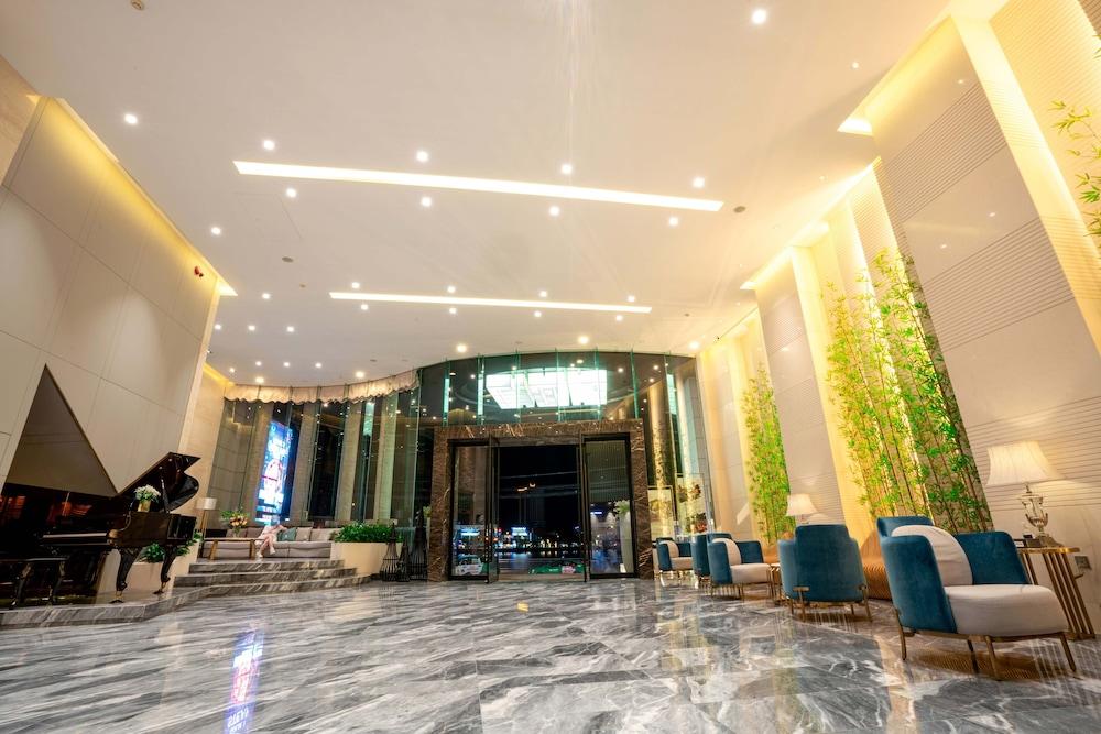 Brilliant Hotel — 4