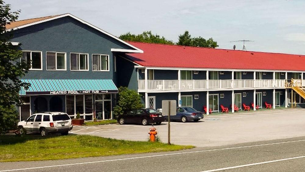 Colonial Inn — 6