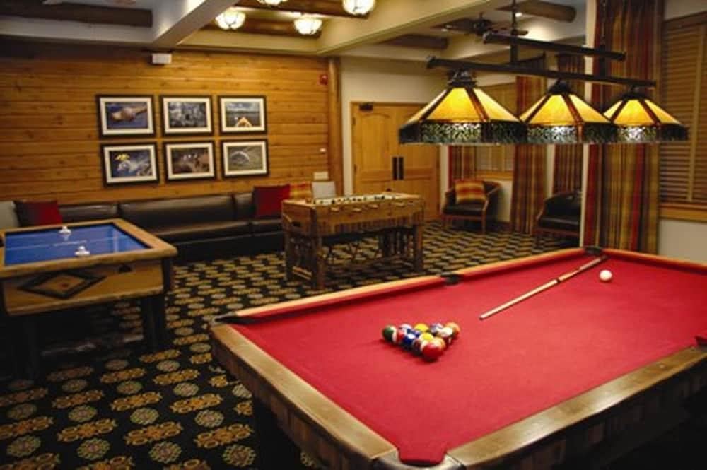 The Branson Hillside Hotel — 9