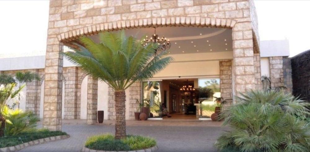 Happy Valley Hotel Ezulwini — 2