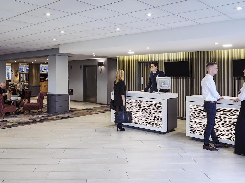 NOVOTEL WOLVERHAMPTON — 9