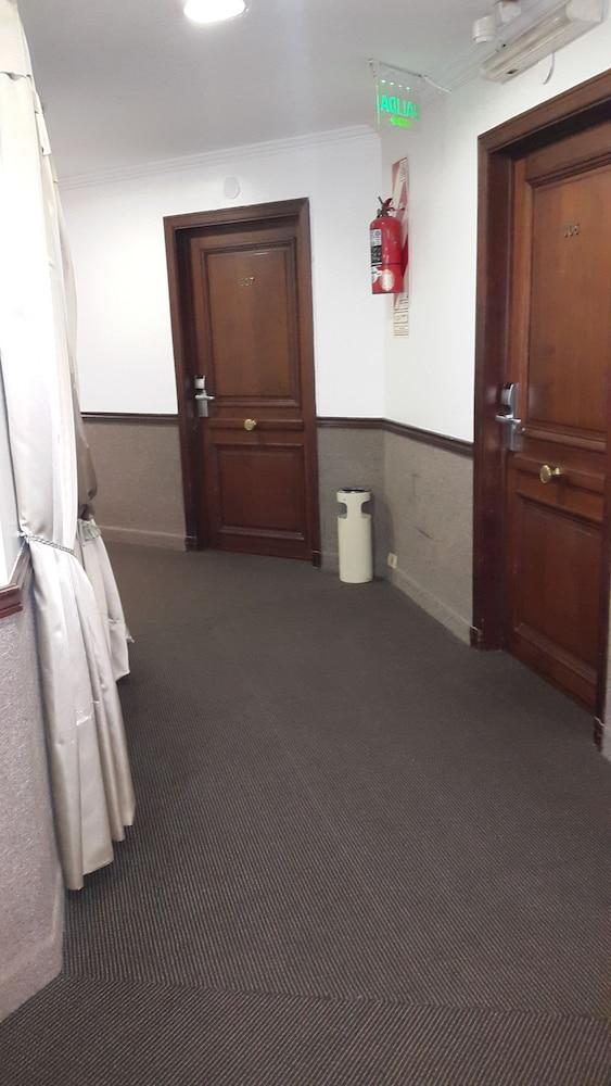 Hotel Regis — 4