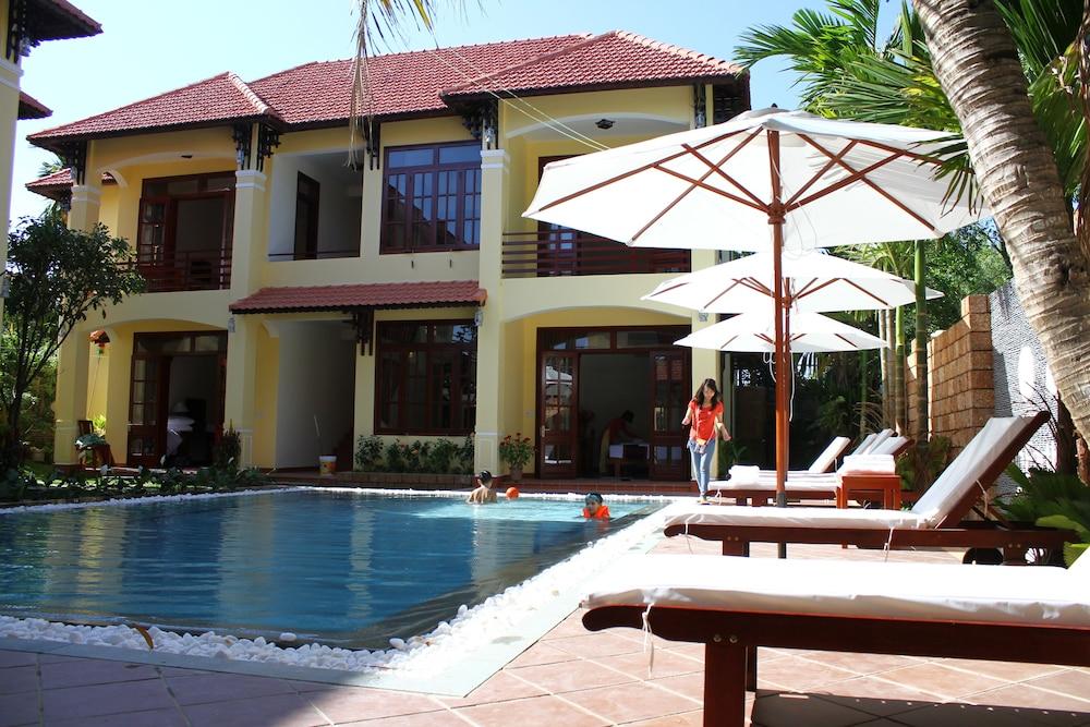 The Earth Villa — 2