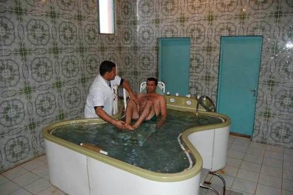 Oasis Hotel — 5