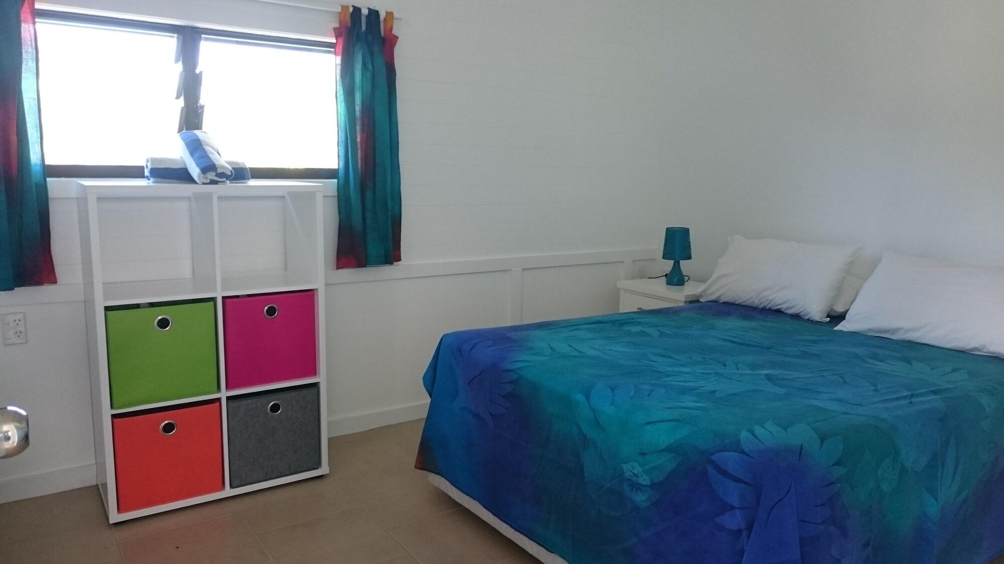 AROA BEACHSIDE INN — 6
