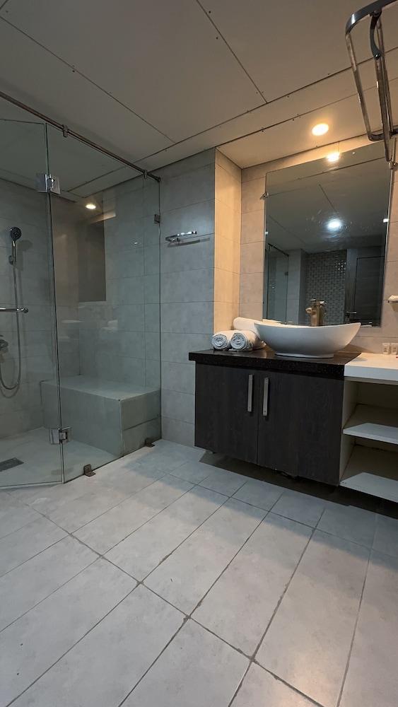 HOTEL DE PAPAE(PVT)LTD-ISLAMABAD — 6
