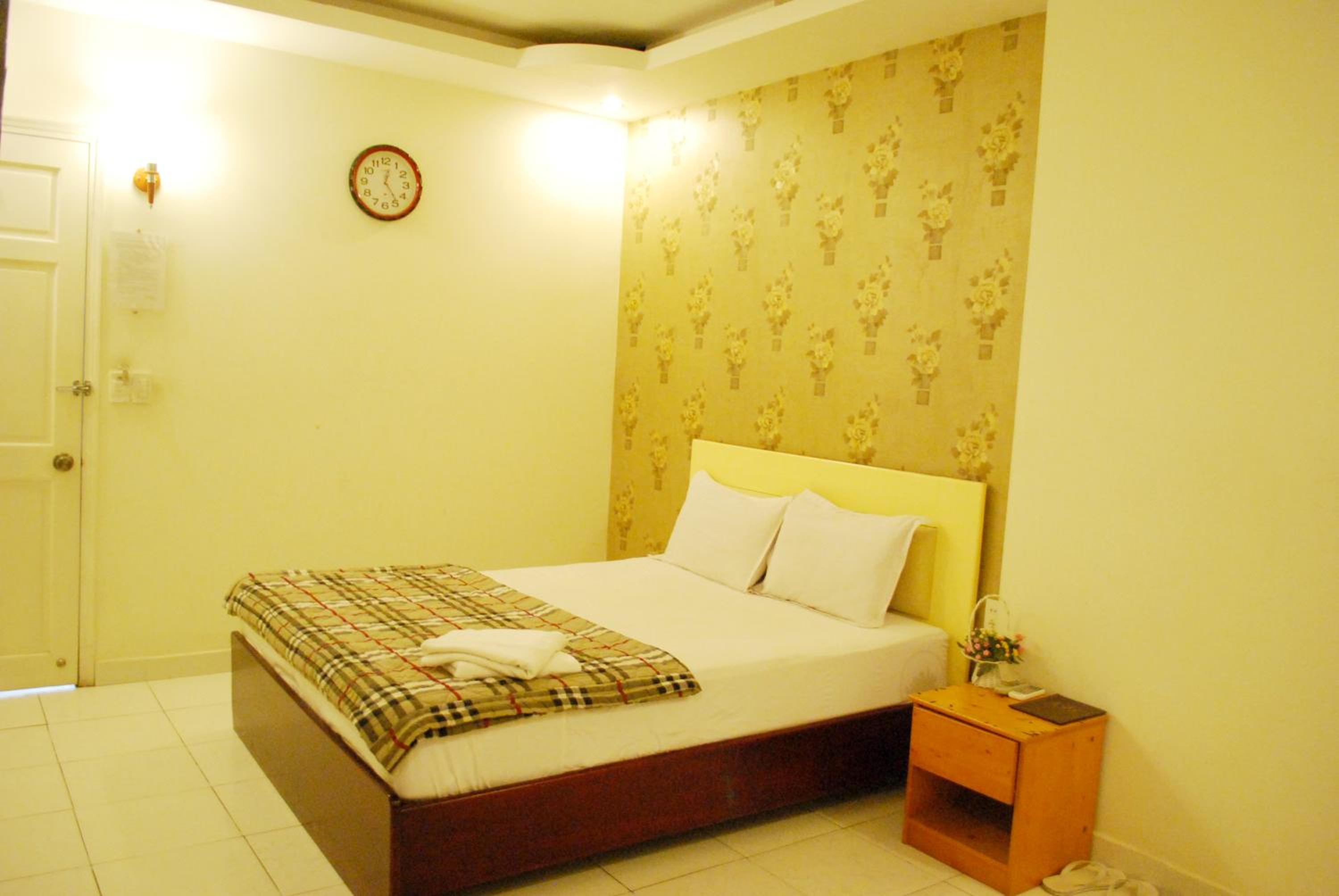 Lan Anh Hotel — 10