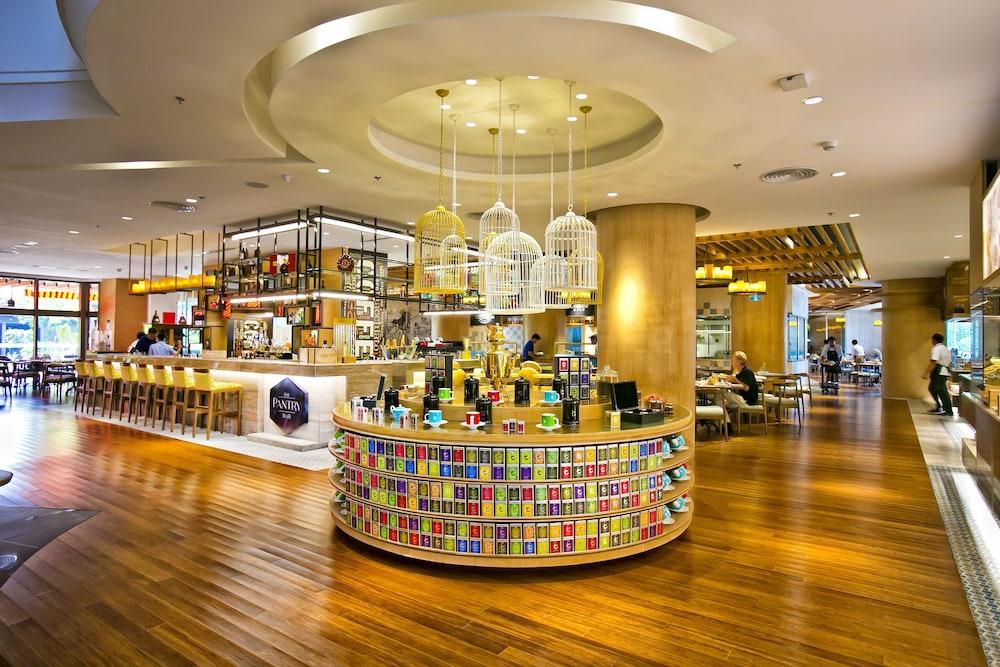 Dusit Thani Manila — 10