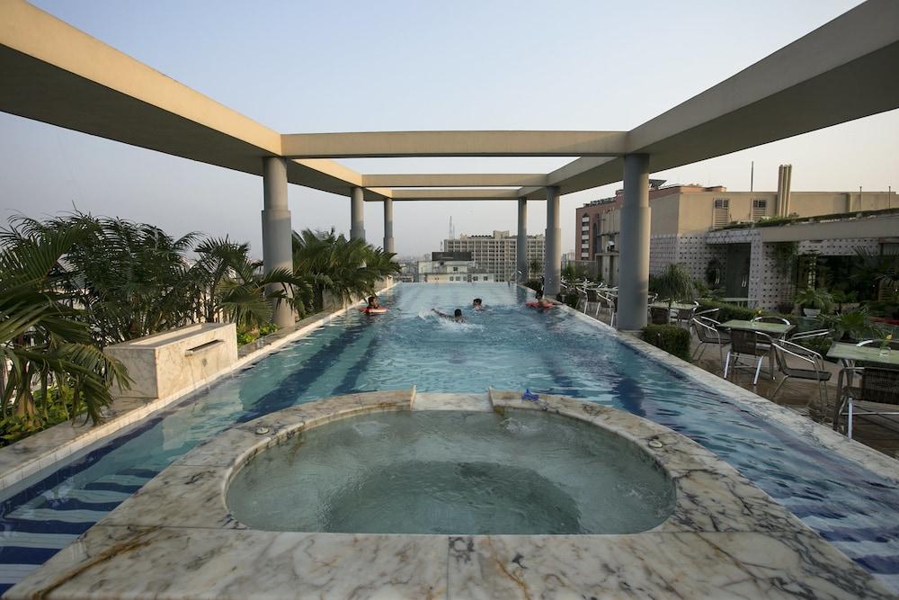 Fars Hotel and Resorts