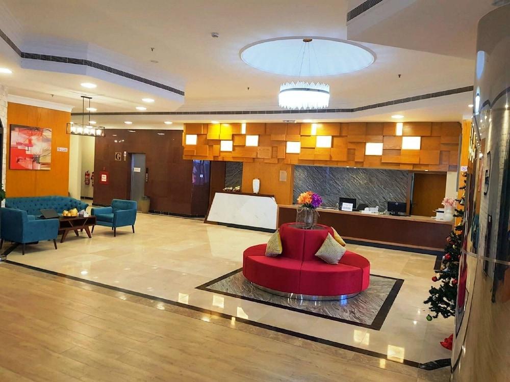 Phoenicia Tower Hotel — 8