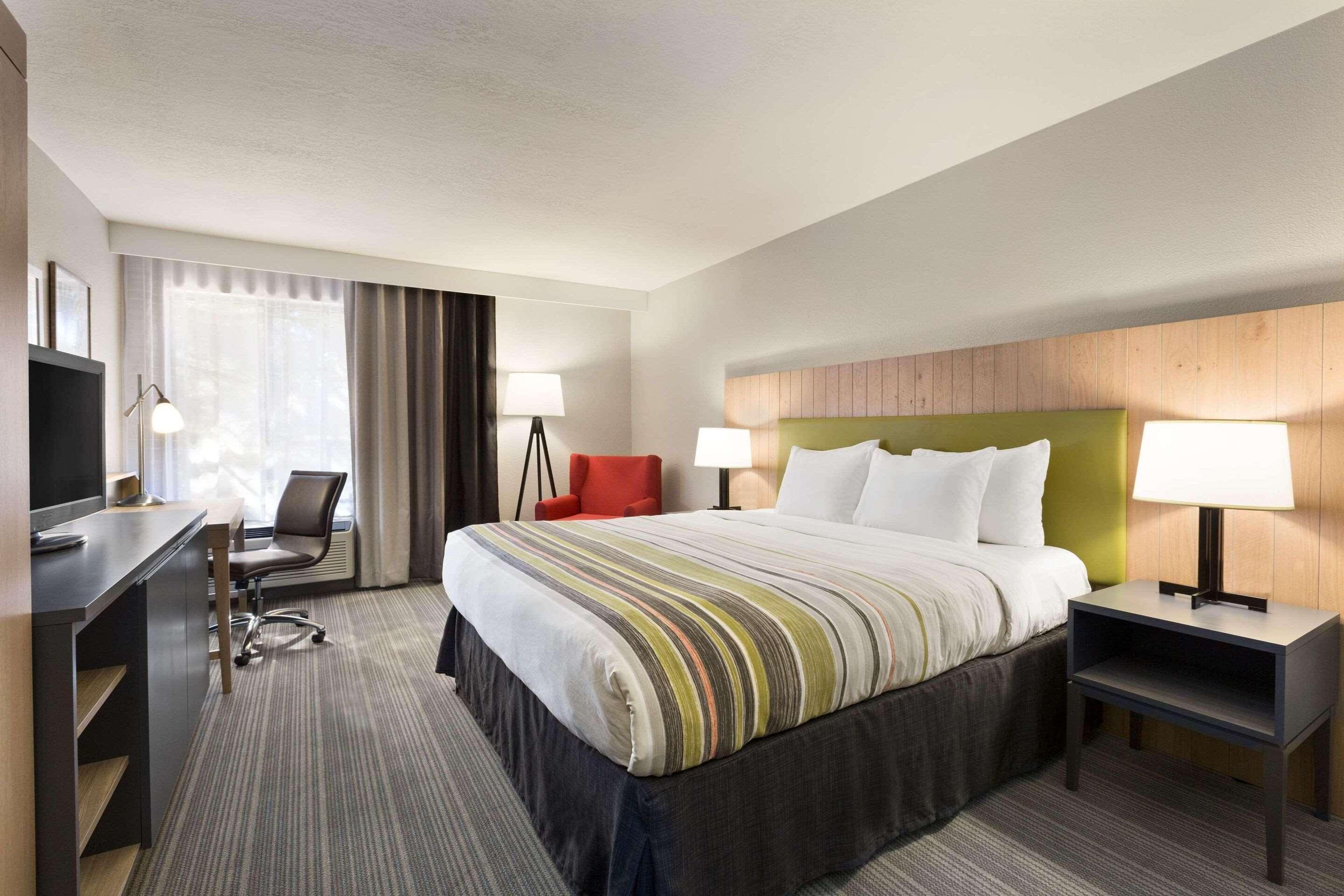 Country Inn & Suites by Radisson, Flagstaff, AZ — 10