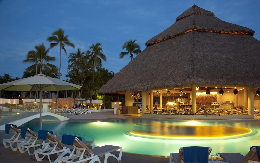 Krystal Vallarta 94389