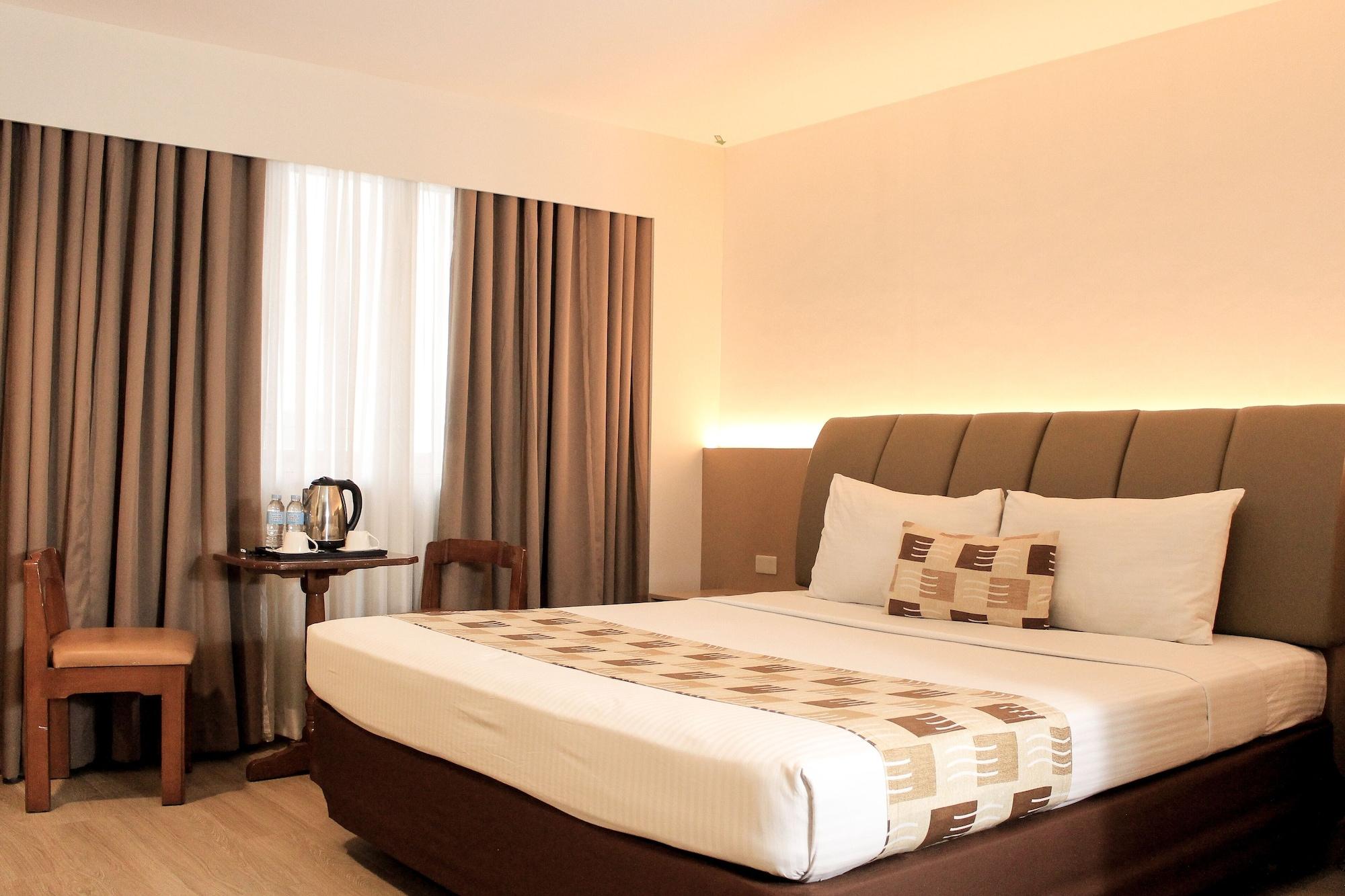 LAS PALMAS HOTEL DE MANILA — 10