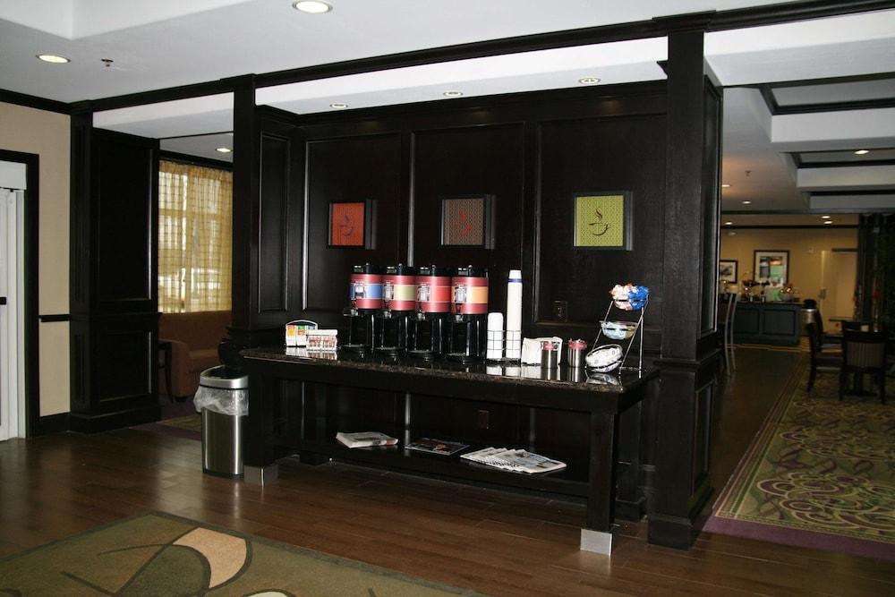 Hawthorn Extended Stay by Wyndham Kilgore — 8