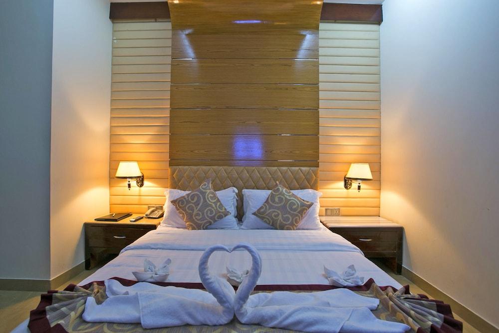 Fars Hotel and Resorts — 8