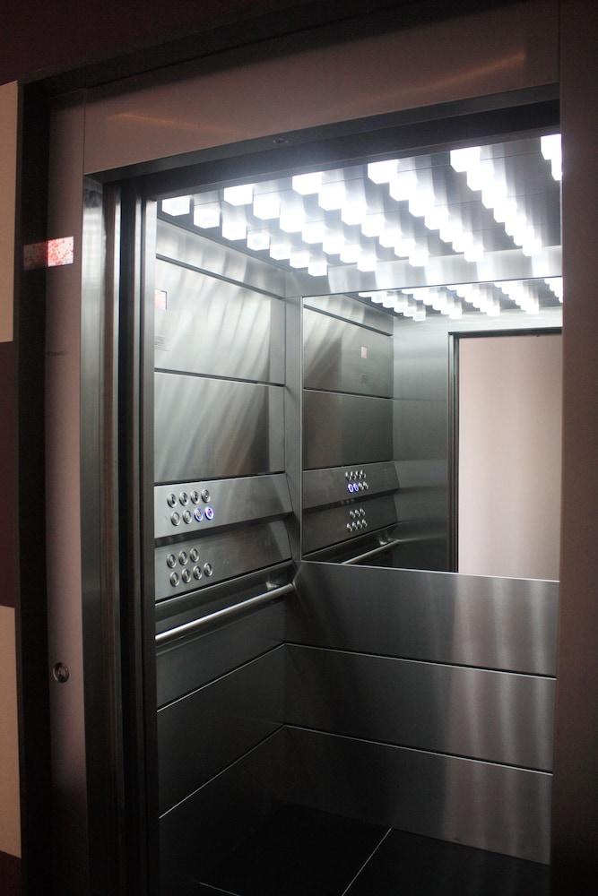 Axsur Design Hotel — 4