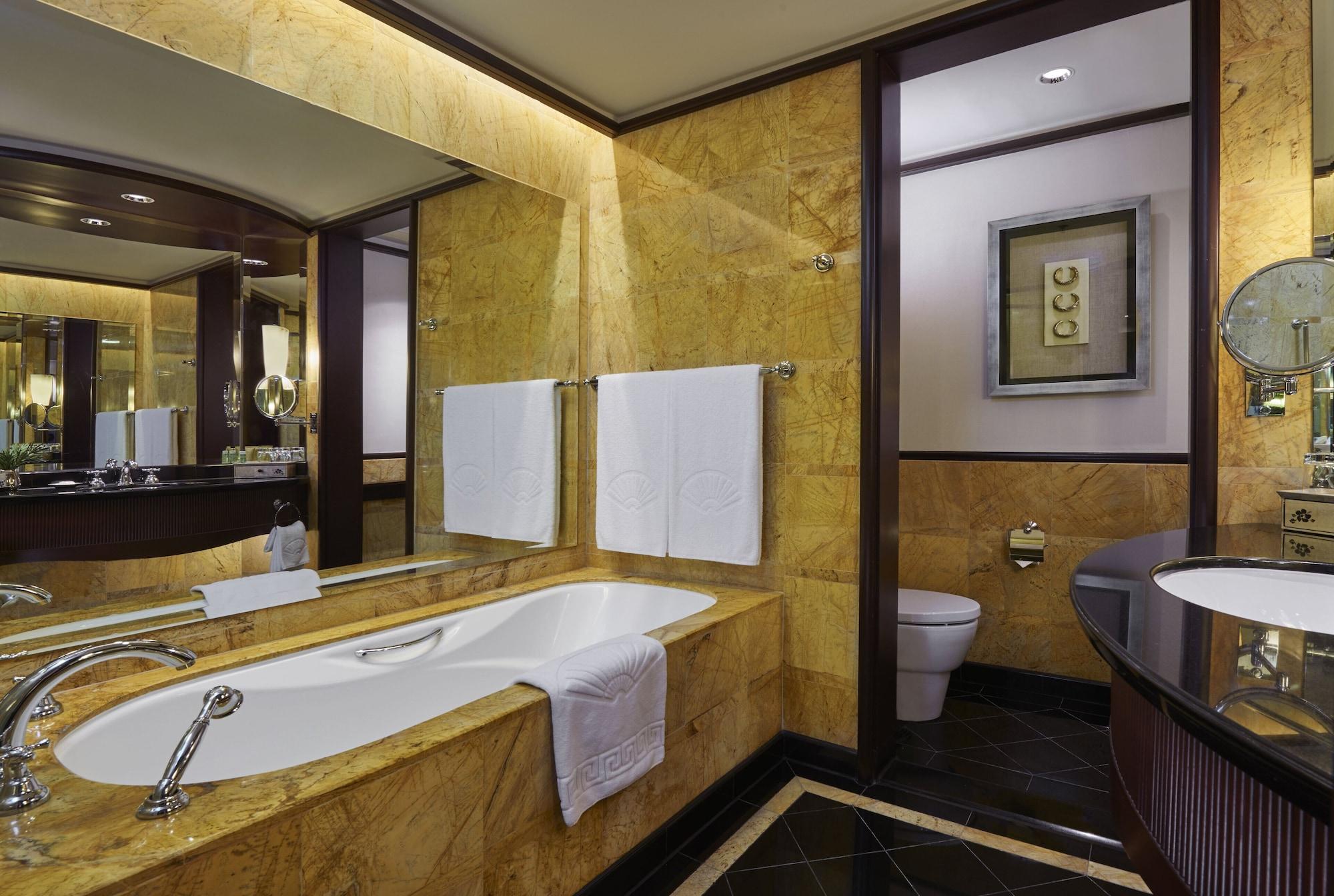 Mandarin Oriental Kuala Lumpur 17914 — 5