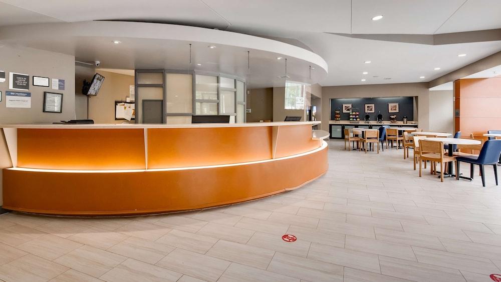 Best Western Plus Augusta North Inn & Suites — 6