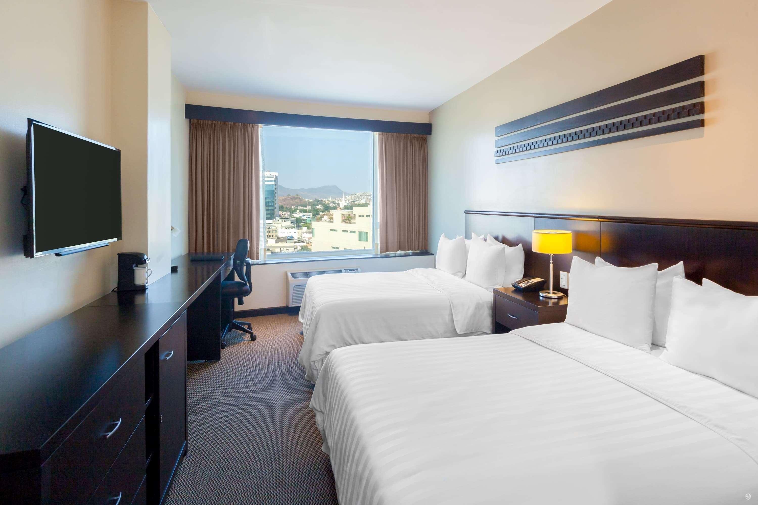 Wyndham Garden Guayaquil — 10