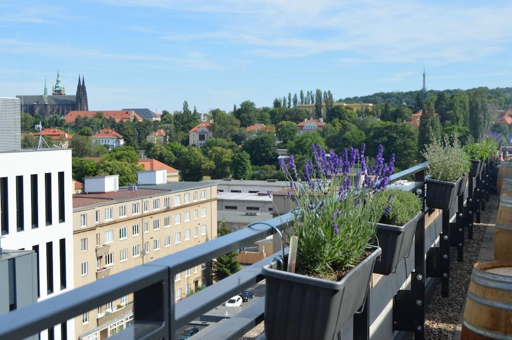 Vienna House by Wyndham Diplomat Prague — 4