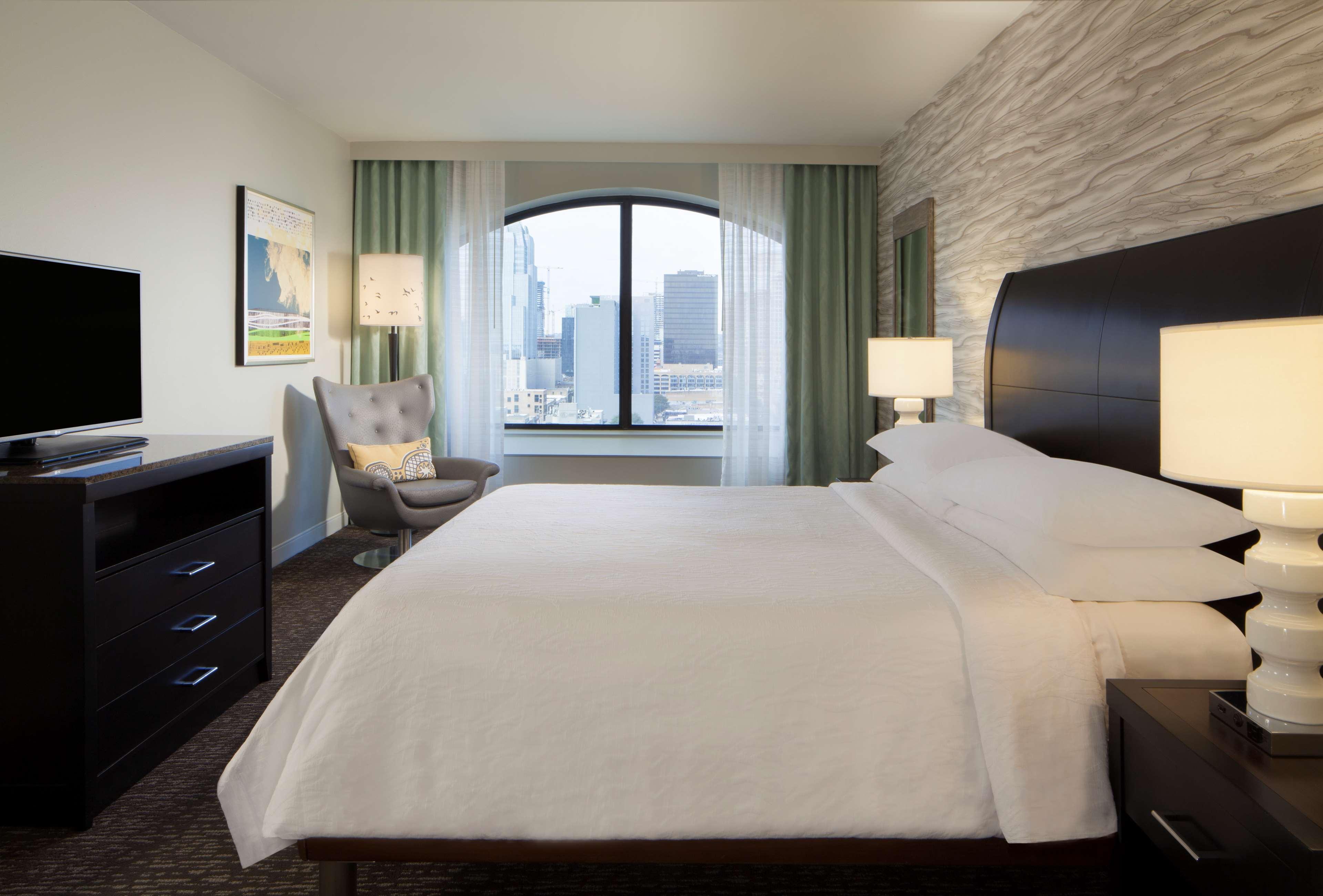 Hilton Garden Inn Austin Downtown — 10