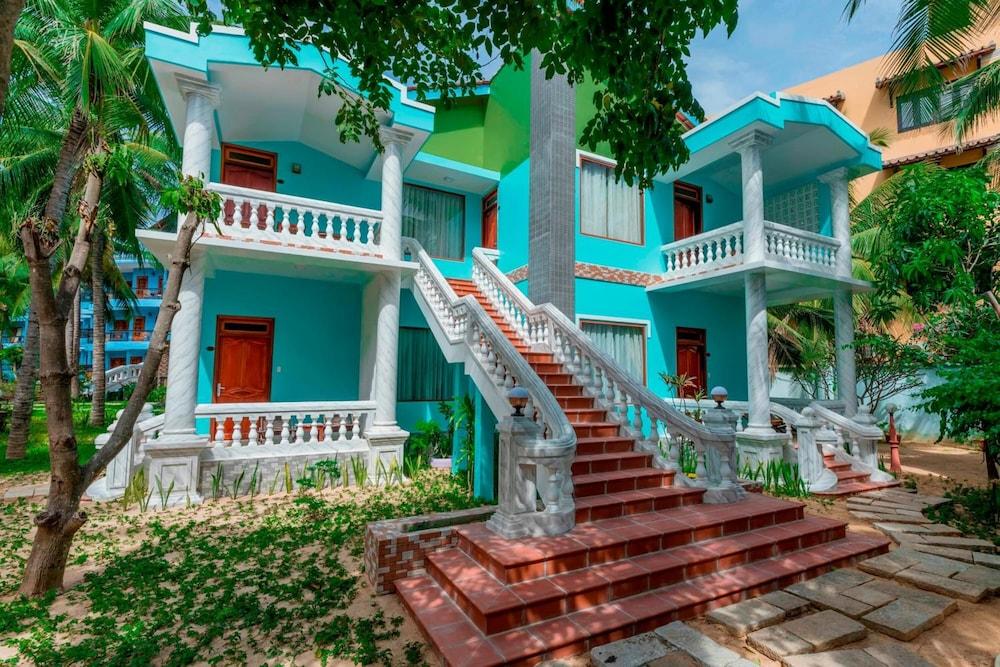 PALMIRA RESORT — 7