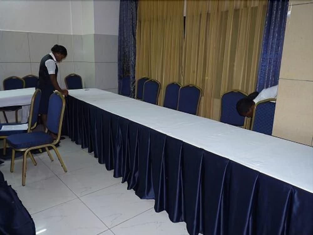 Tou'Ngou Hotel — 5