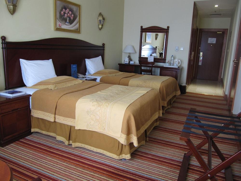 Rayan Hotel Sharjah — 9
