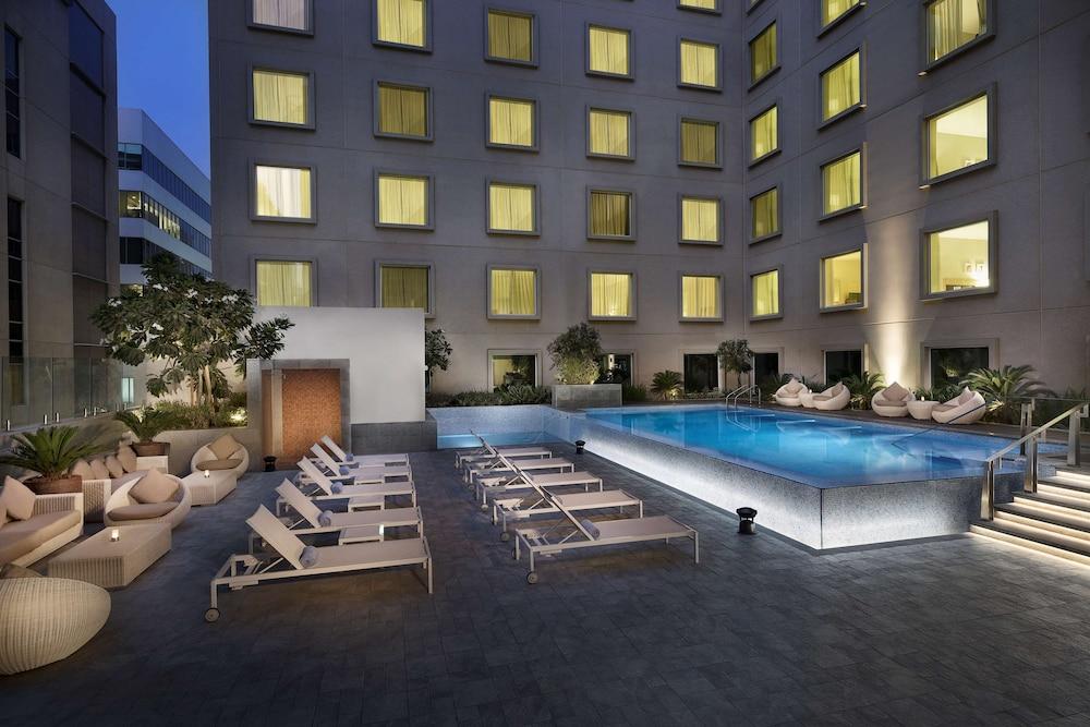 Hilton Garden Inn Dubai Mall Avenue — 3