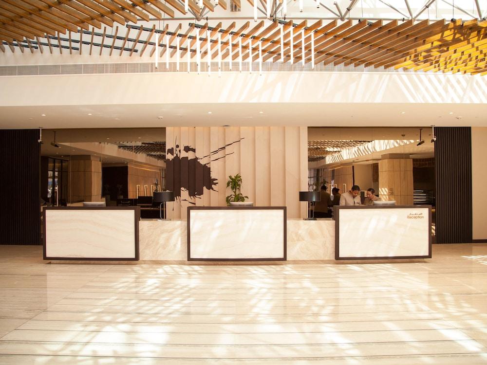 FLORA INN DUBAI — 7