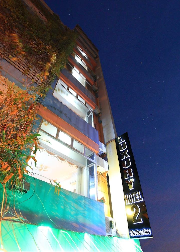 Luxury Hotel — 2