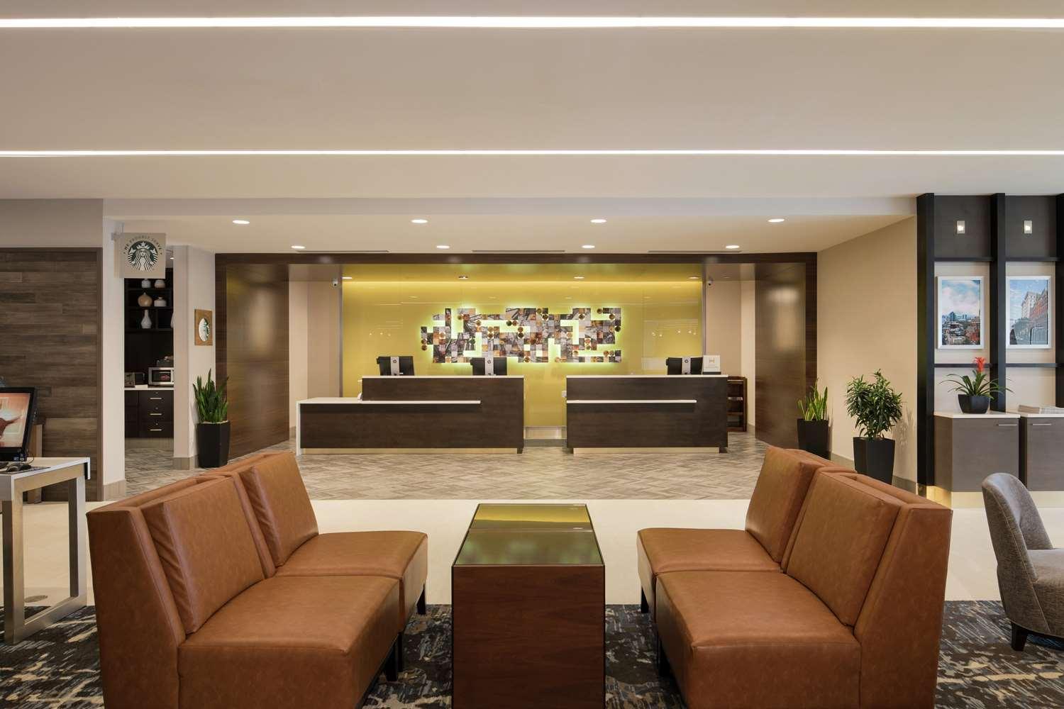 Doubletree By Hilton Hotel Syracuse — 6