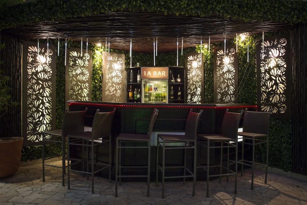 VILLA MONTICELLO BOUTIQUE HOTEL 1142648 — 3