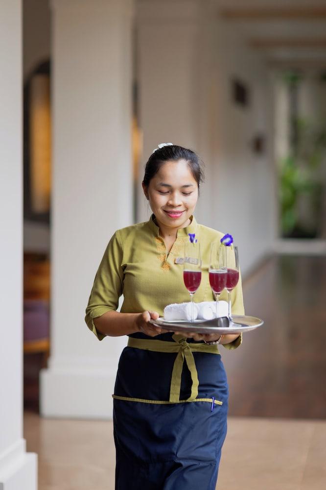Anantara Angkor Resort — 10