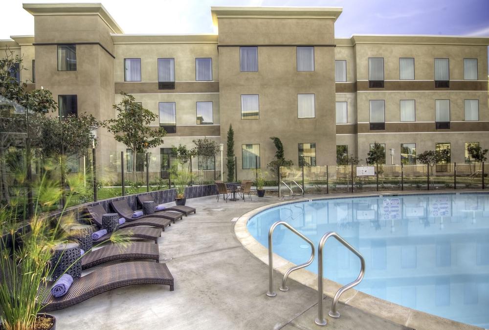 Holiday Inn Carlsbad — 7