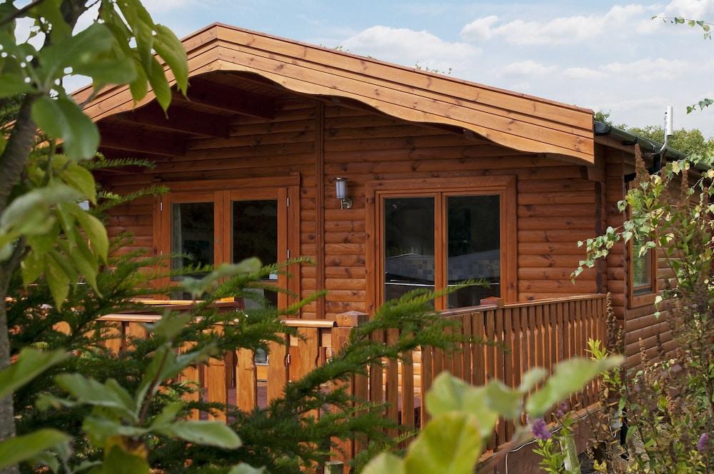 South Winchester Lodges — 1