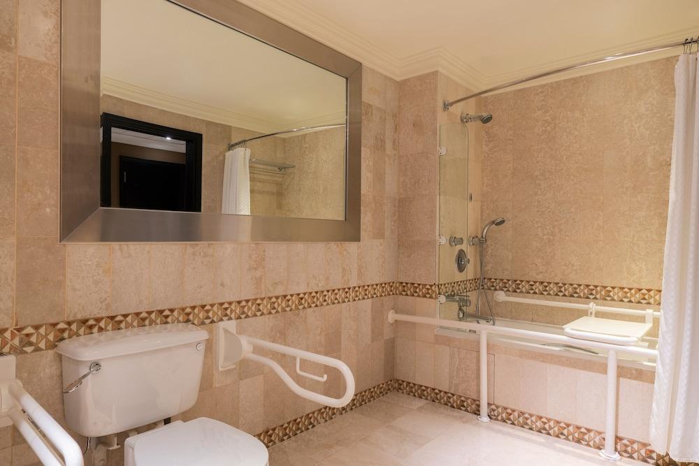 Le Meridien — 5