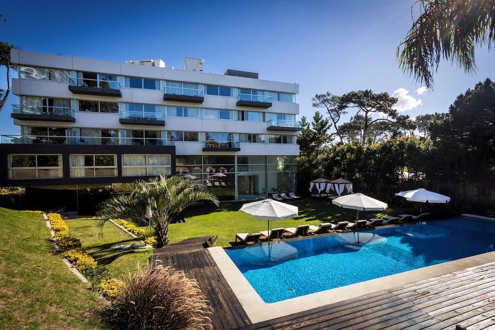 Park Hotel — 1