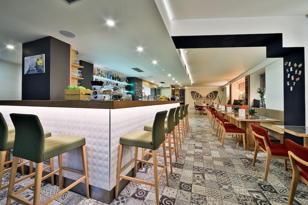 Belvedere Hotel — 10